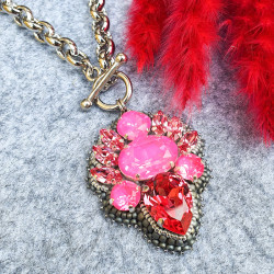 Poupée - Pendentif XL sur...
